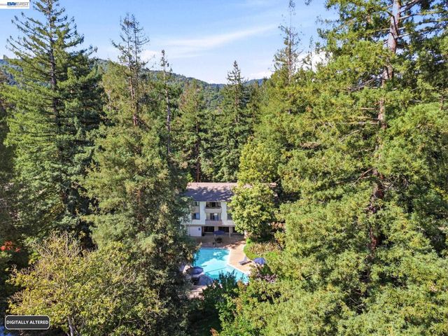 20720 4Th St 3, Saratoga, CA 95070