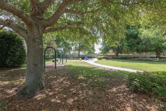 401 SPLIT OAK COURT, Eustis, FL 32736