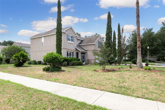 401 SPLIT OAK COURT, Eustis, FL 32736