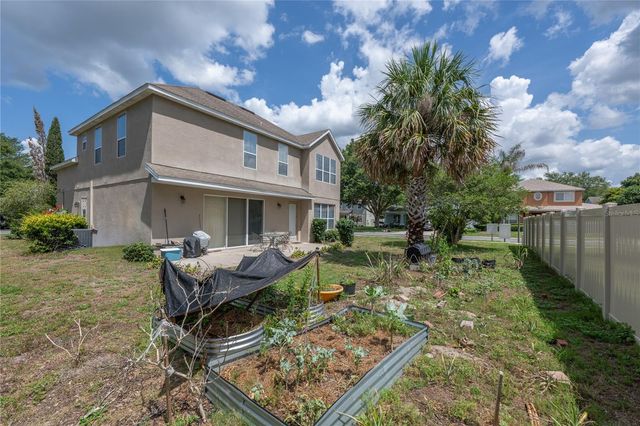 401 SPLIT OAK COURT, Eustis, FL 32736