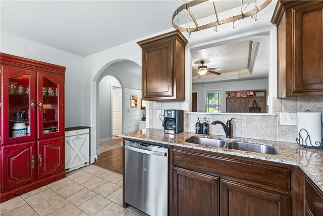 1106 Berkeley Avenue, Rogers, AR 72758