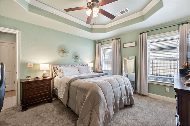 1106 Berkeley Avenue, Rogers, AR 72758