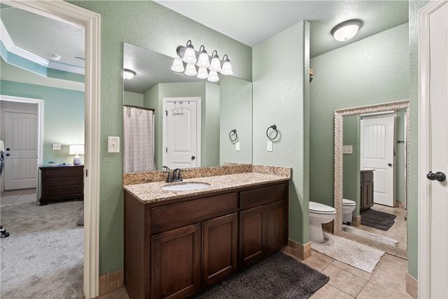 1106 Berkeley Avenue, Rogers, AR 72758