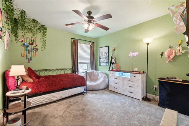 1106 Berkeley Avenue, Rogers, AR 72758