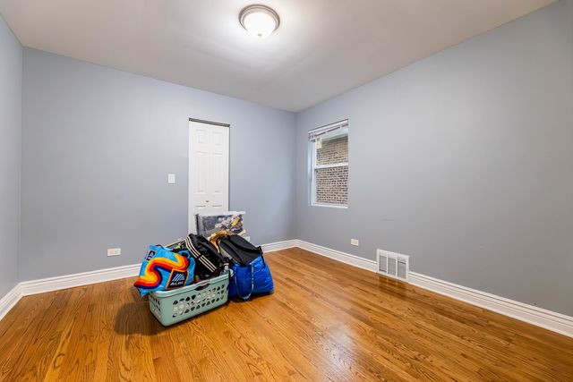 7638 S Laflin Street, Chicago, IL 60620