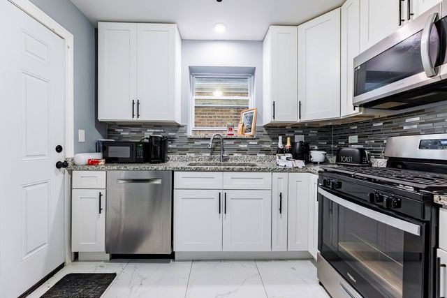 7638 S Laflin Street, Chicago, IL 60620