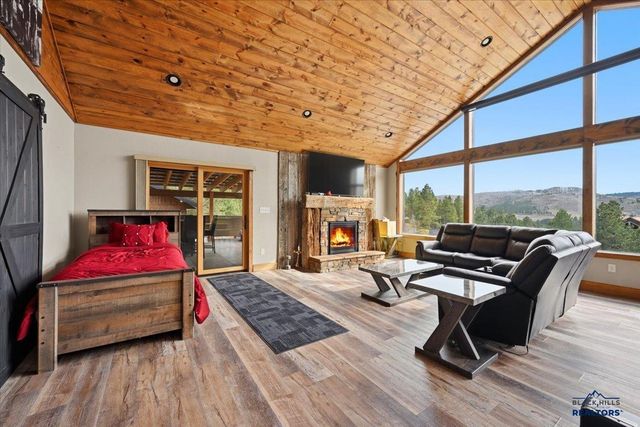 20737 SHIRTTAIL GULCH, Sturgis, SD 57785