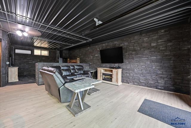 20737 SHIRTTAIL GULCH, Sturgis, SD 57785
