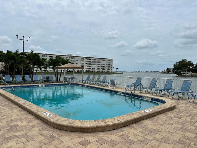 5955 30TH AVENUE S 202, Gulfport, FL 33707