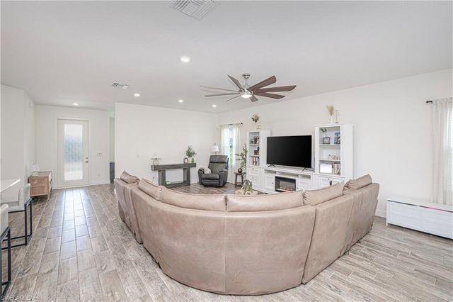 2507 NW 3rd TER, Cape Coral, FL 33993