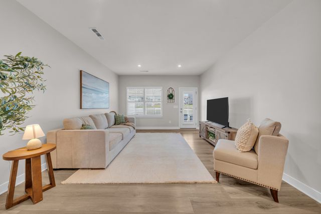 212 Pitchfork Way, Gallatin, TN 37066