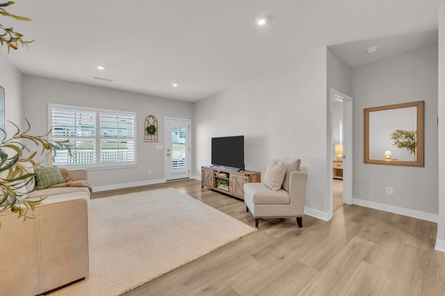 212 Pitchfork Way, Gallatin, TN 37066