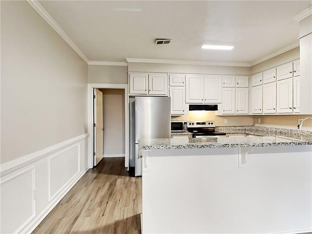 2112 Fairway SE Court Apt A, Conyers, GA 30013