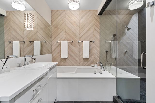 1303 W Diversey Parkway, Chicago, IL 60614