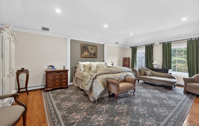 301 Berry Hill Road, Oyster Bay Cove, NY 11791