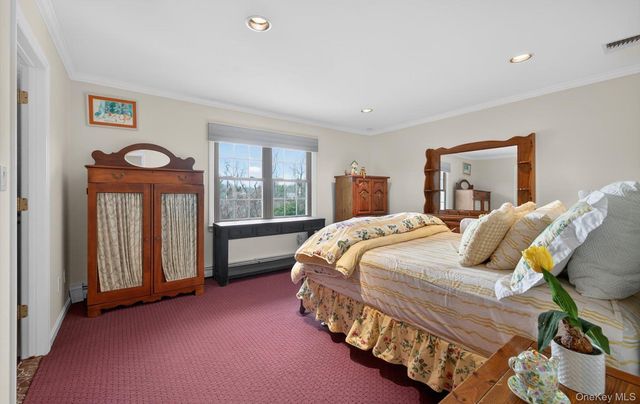 301 Berry Hill Road, Oyster Bay Cove, NY 11791