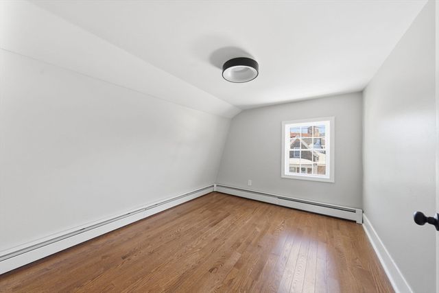 11 Boylston St, Acushnet, MA 02743