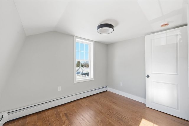 11 Boylston St, Acushnet, MA 02743