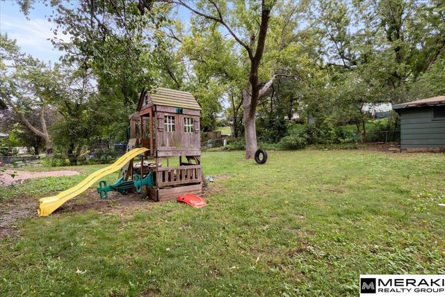 1301 Bryan Avenue, Bellevue, NE 68005