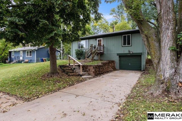 1301 Bryan Avenue, Bellevue, NE 68005