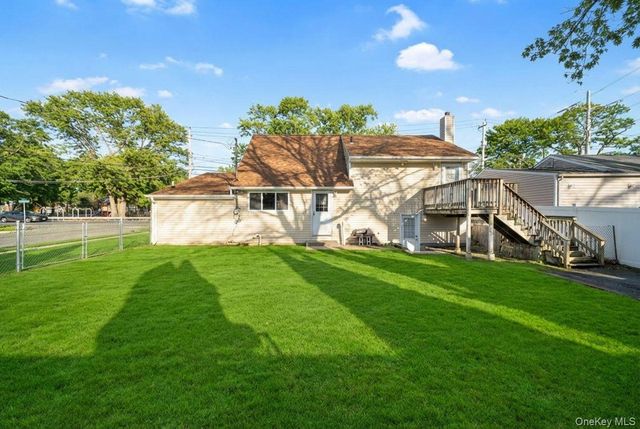 266 Ronkonkoma Avenue, Ronkonkoma, NY 11779