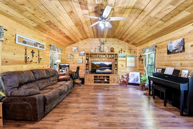 27160 Highway 146 N, Cleveland, TX 77327