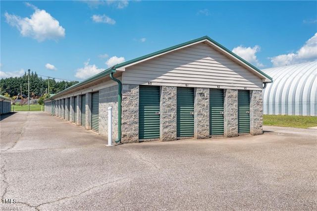 122 Cleveland Street, North Wilkesboro, NC 28659