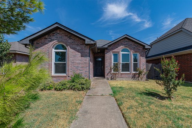 1403 E Brown Street, Wylie, TX 75098