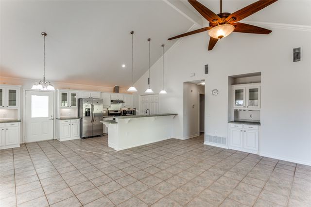 11624 Moran Road, Azle, TX 76020
