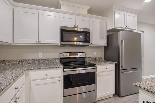 427 Garrett Circle, Winona, TX 75792