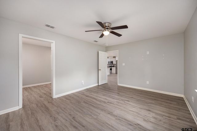 427 Garrett Circle, Winona, TX 75792