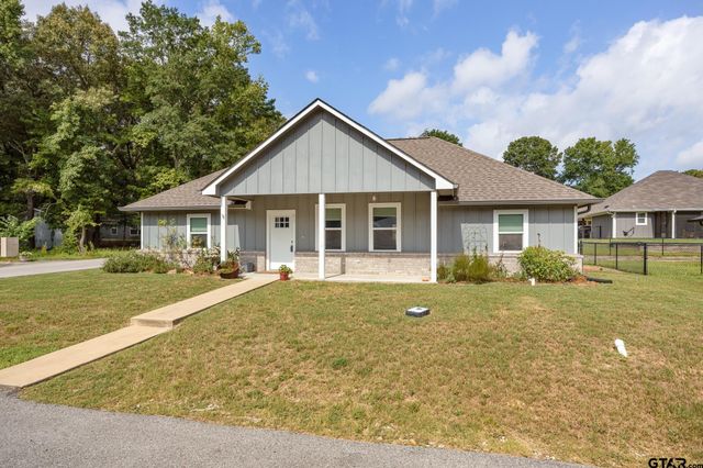 427 Garrett Circle, Winona, TX 75792