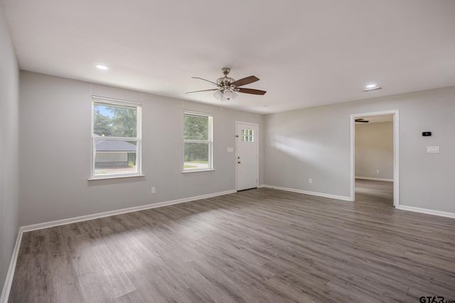 427 Garrett Circle, Winona, TX 75792