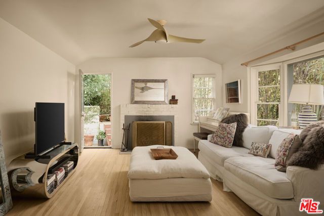 2230 Fink Street, Los Angeles, CA 90068