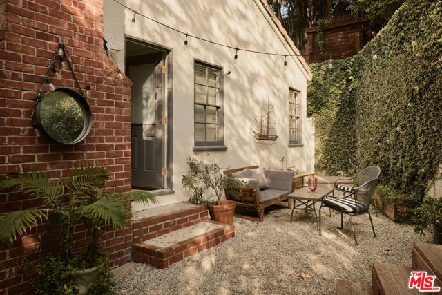 2230 Fink Street, Los Angeles, CA 90068