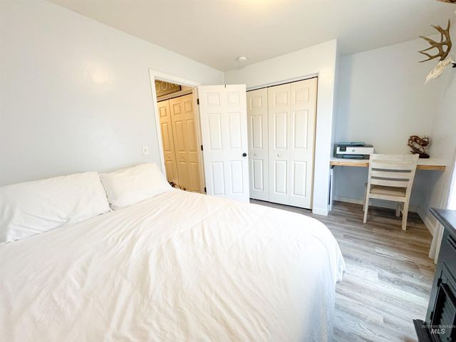 1006 E 21st Ave, Jerome, ID 83338