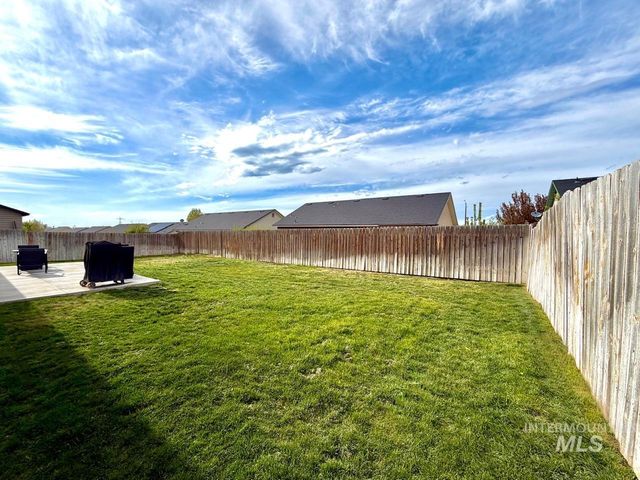 1006 E 21st Ave, Jerome, ID 83338