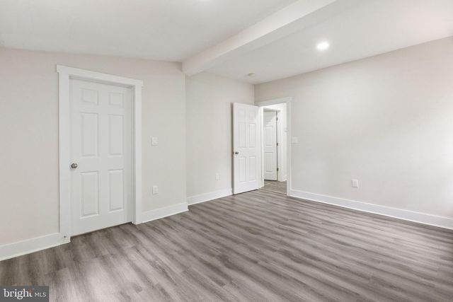 915 EASTERN AVE NE, Capitol Heights, MD 20743