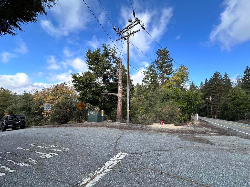 Image 11 of property listing at Address unavailable.