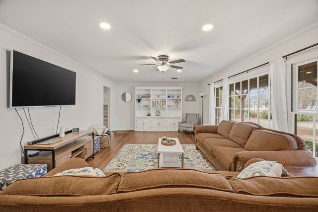 980 N Harbin Drive, Stephenville, TX 76401