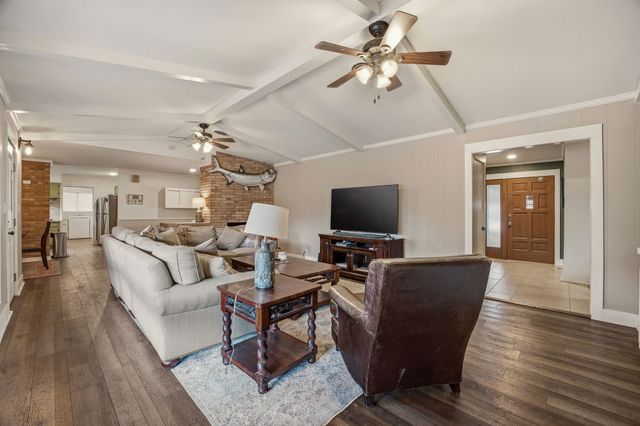 980 N Harbin Drive, Stephenville, TX 76401