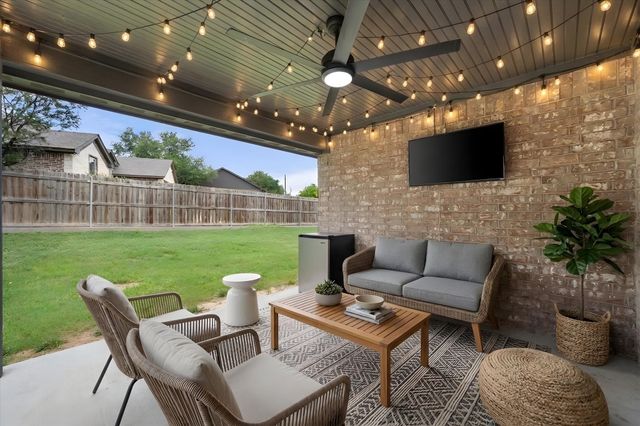 2514 San Gabriel Drive, Granbury, TX 76048