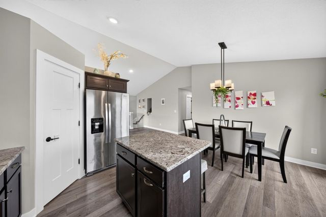 1102 14th Avenue NW, Kasson, MN 55944