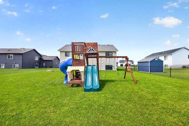 1102 14th Avenue NW, Kasson, MN 55944