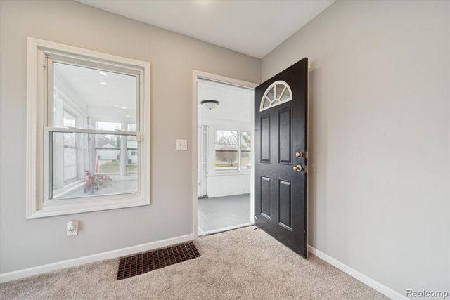 520 Andrew Avenue, Jackson, MI 49202