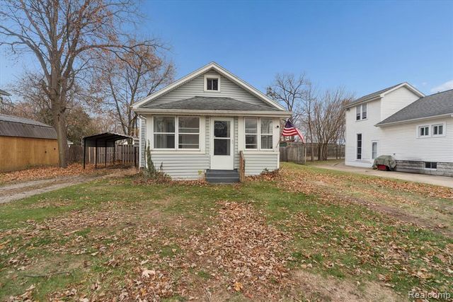 520 Andrew Avenue, Jackson, MI 49202