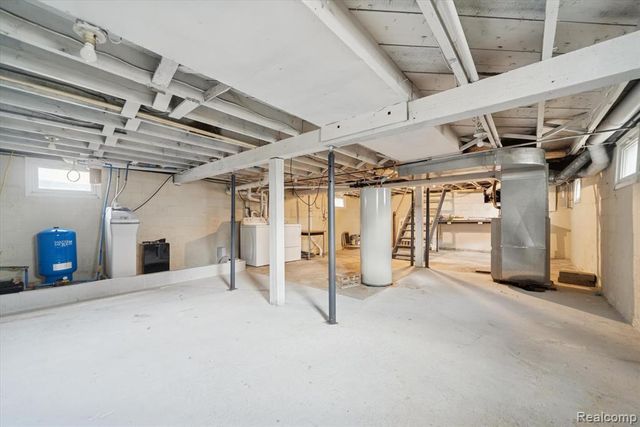 520 Andrew Avenue, Jackson, MI 49202