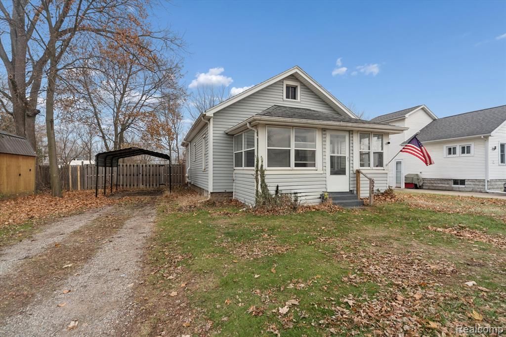 520 Andrew Avenue, Jackson, MI 49202