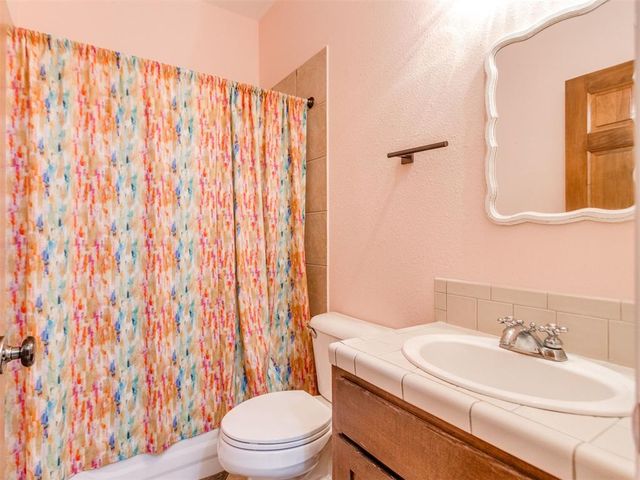 9700 E Boyd Street, Norman, OK 73026