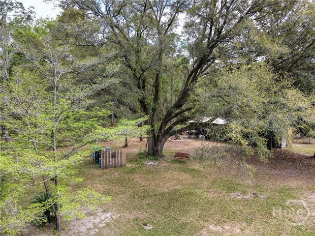 423 Pioneer Road, Hinesville, GA 31313